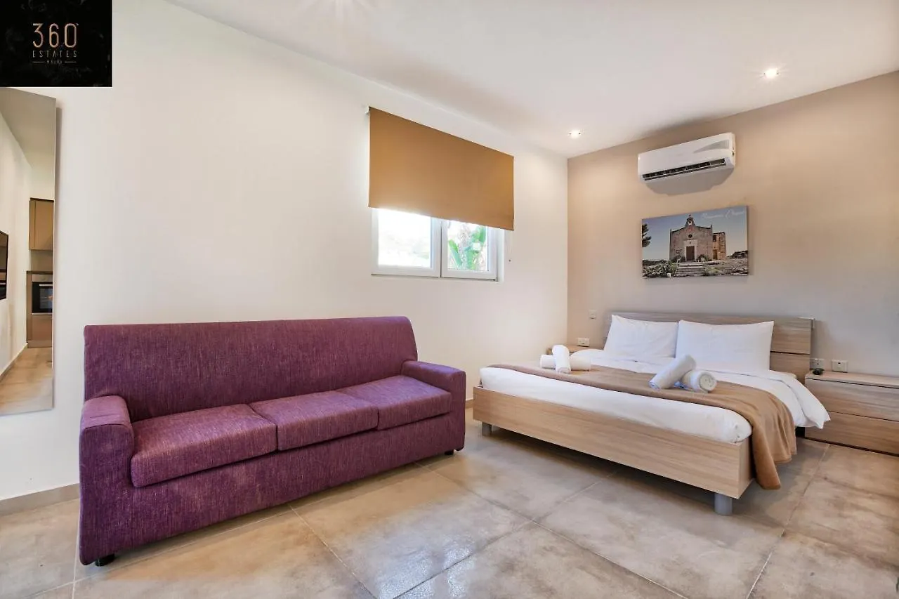 Studio Penthouse, Close To Clubs/Schools W/Wifi Saint Julian's Lejlighed