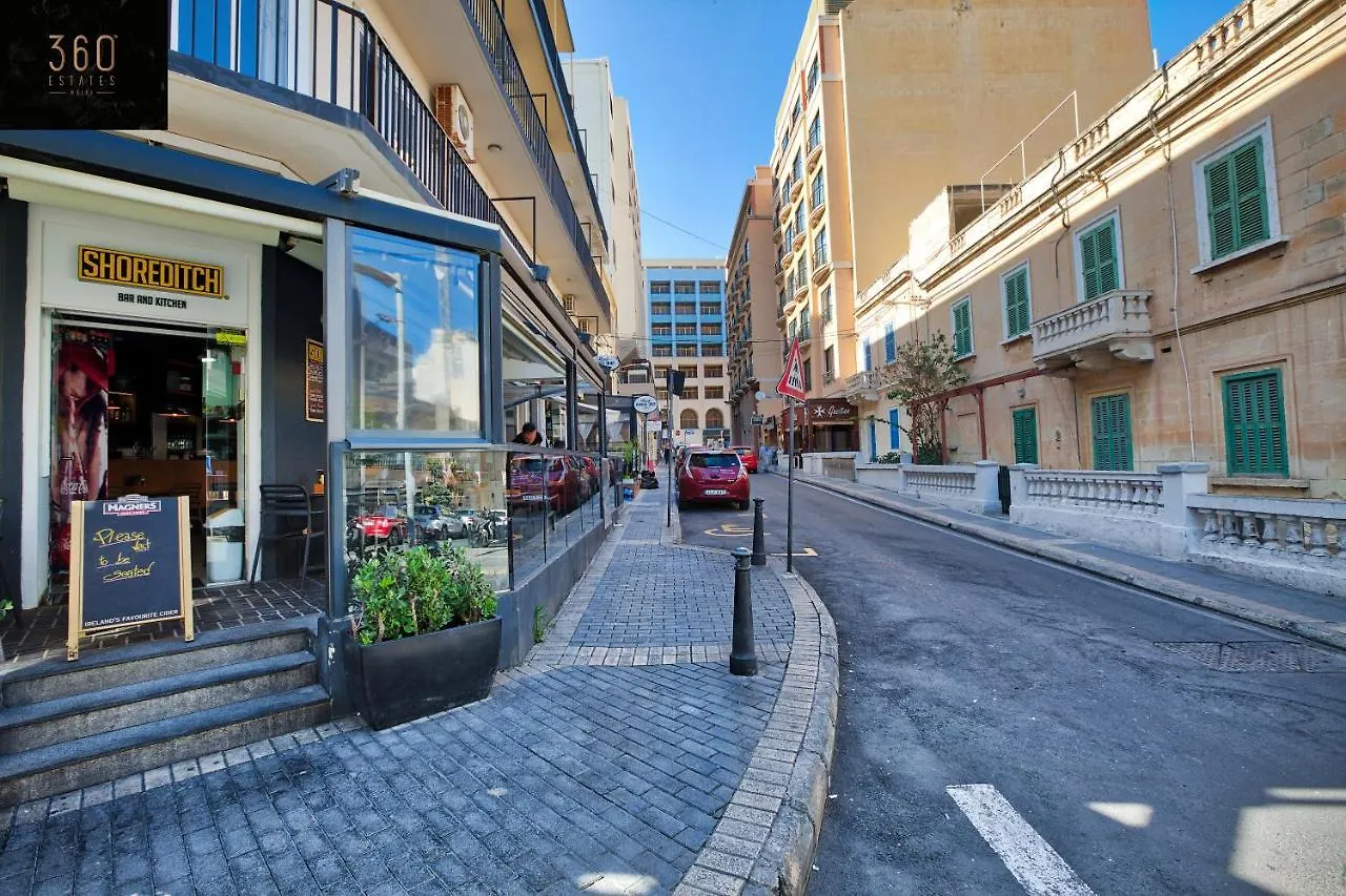 Studio Penthouse, Close To Clubs/Schools W/Wifi Saint Julian's